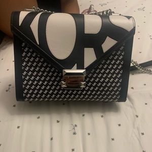 Michael kors handbag crossbody bag